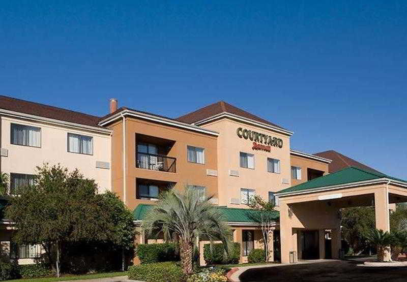Courtyard Beaumont Hotel Exterior photo